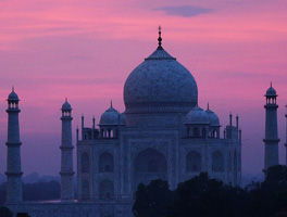 Tour Notturno del Taj Mahal ad Agra da Delhi