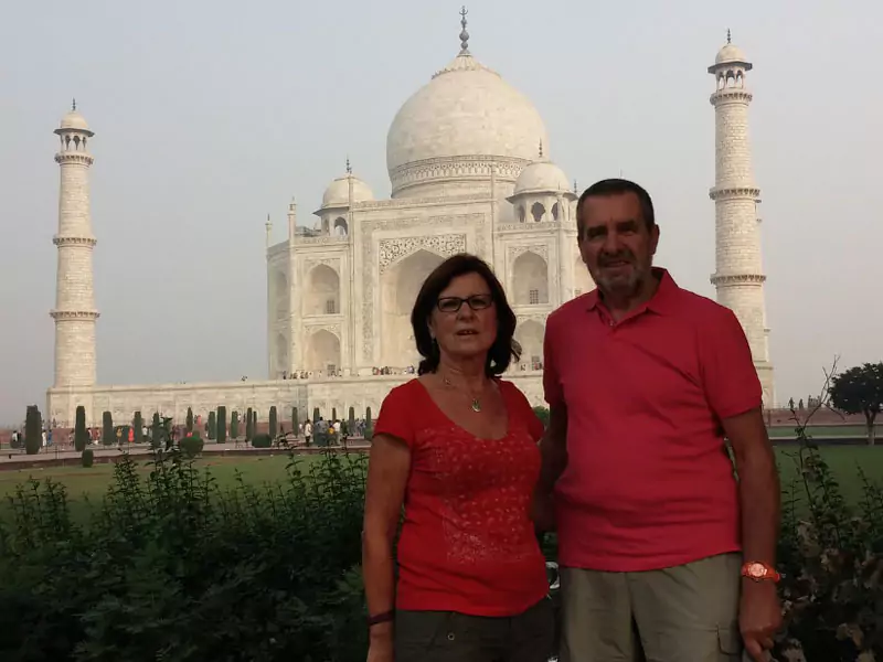 Fahrer in Indien mieten