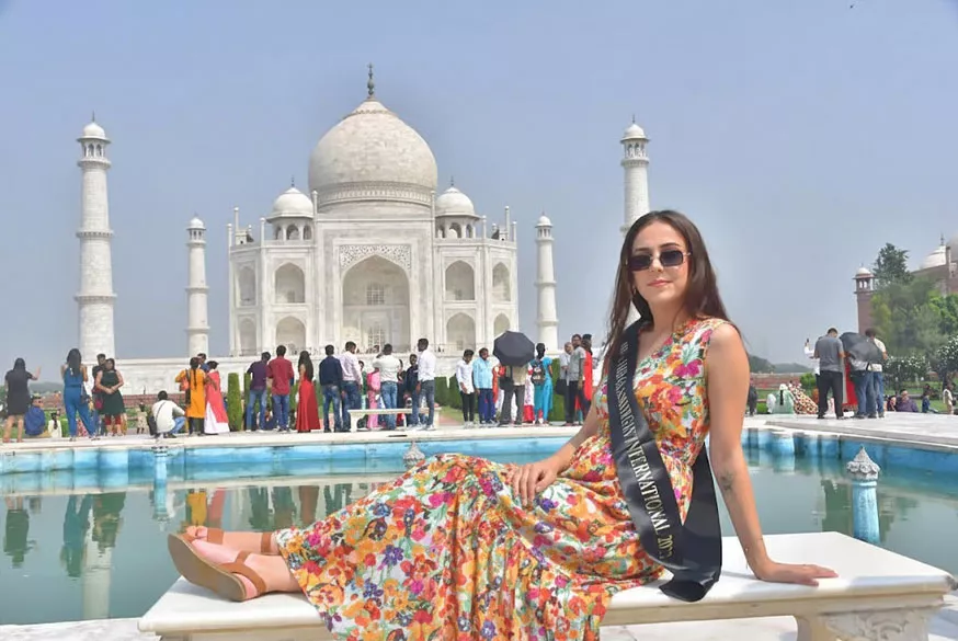 2 Days Agra Sightseeing Tour